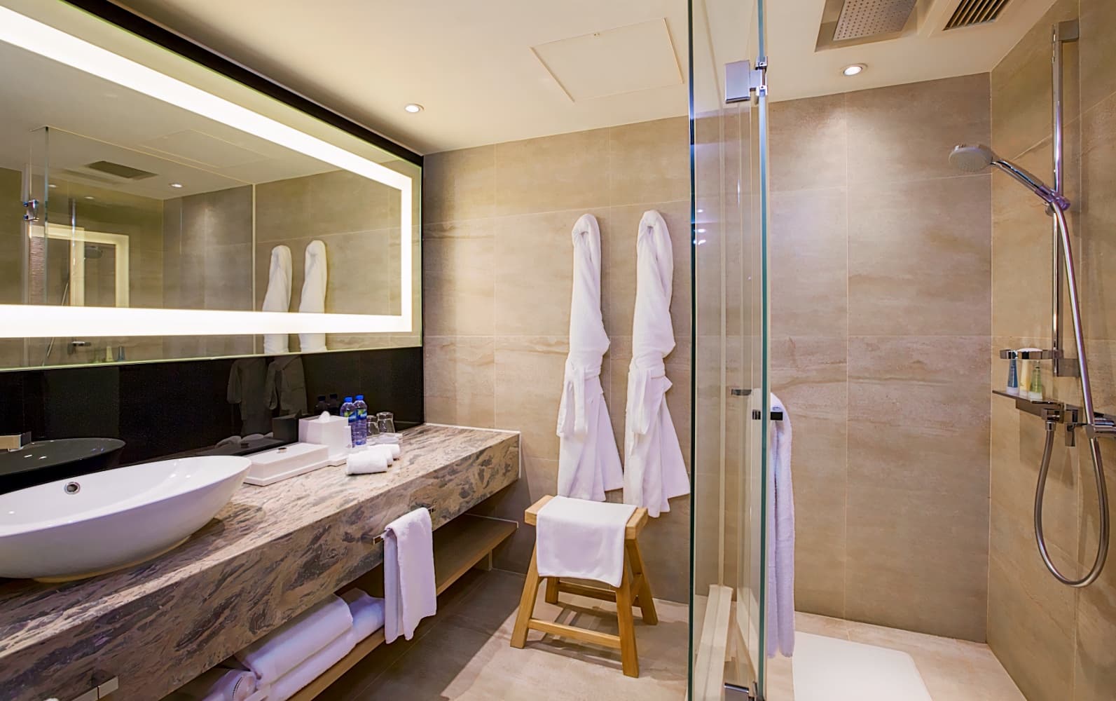 香港港威酒店 ( Gateway Hotel, Hong Kong )