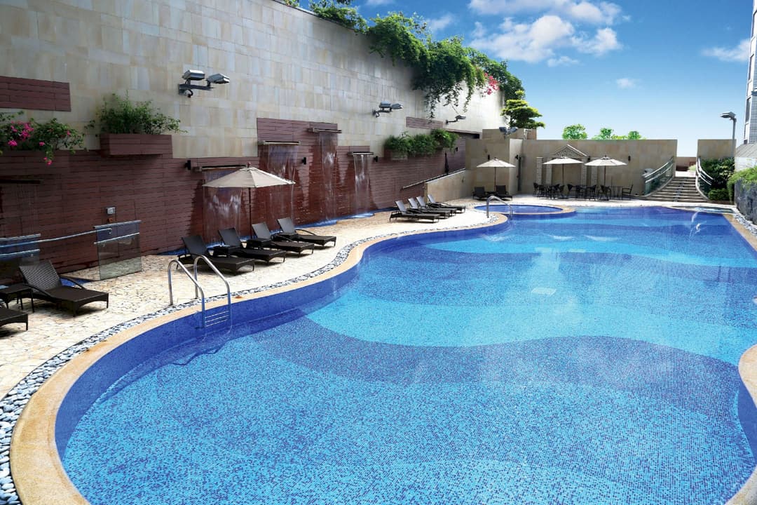 8度海逸酒店( Harbour Plaza 8 Degrees )