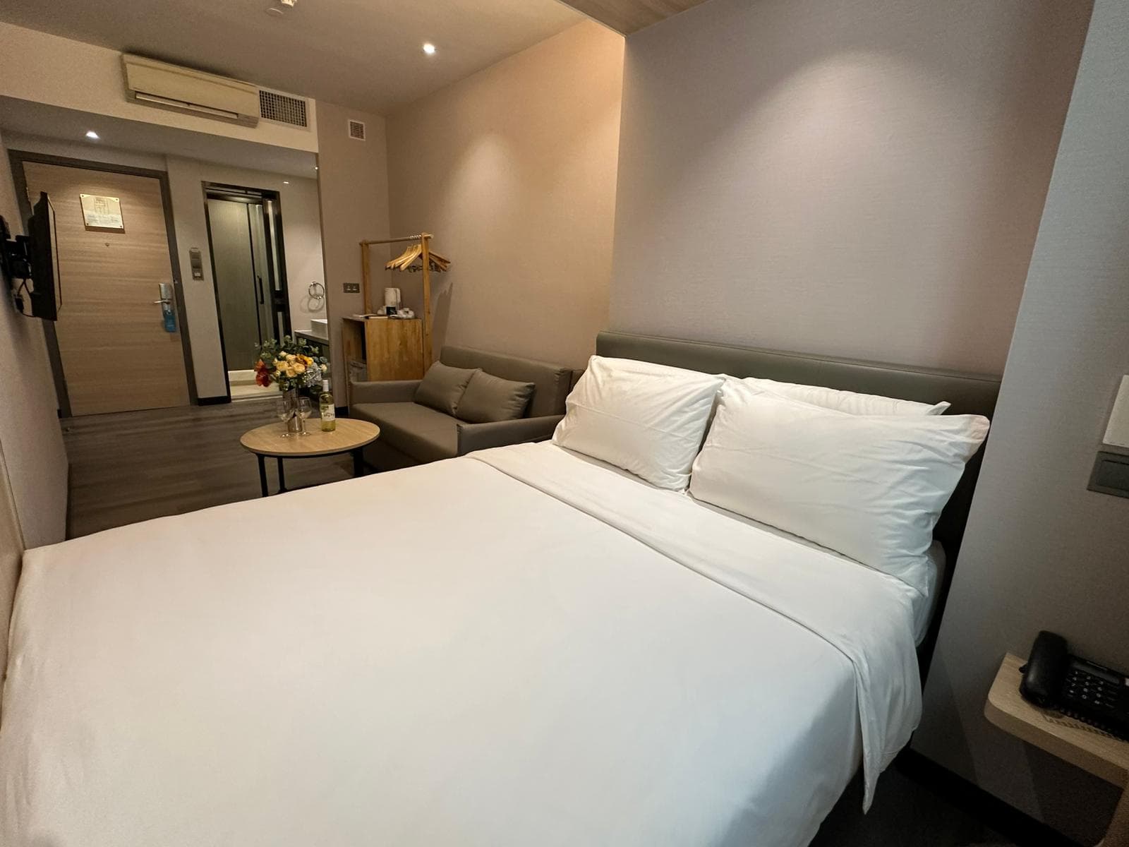 亞士厘名致公寓酒店 ( Modena By Fraser Hong Kong )