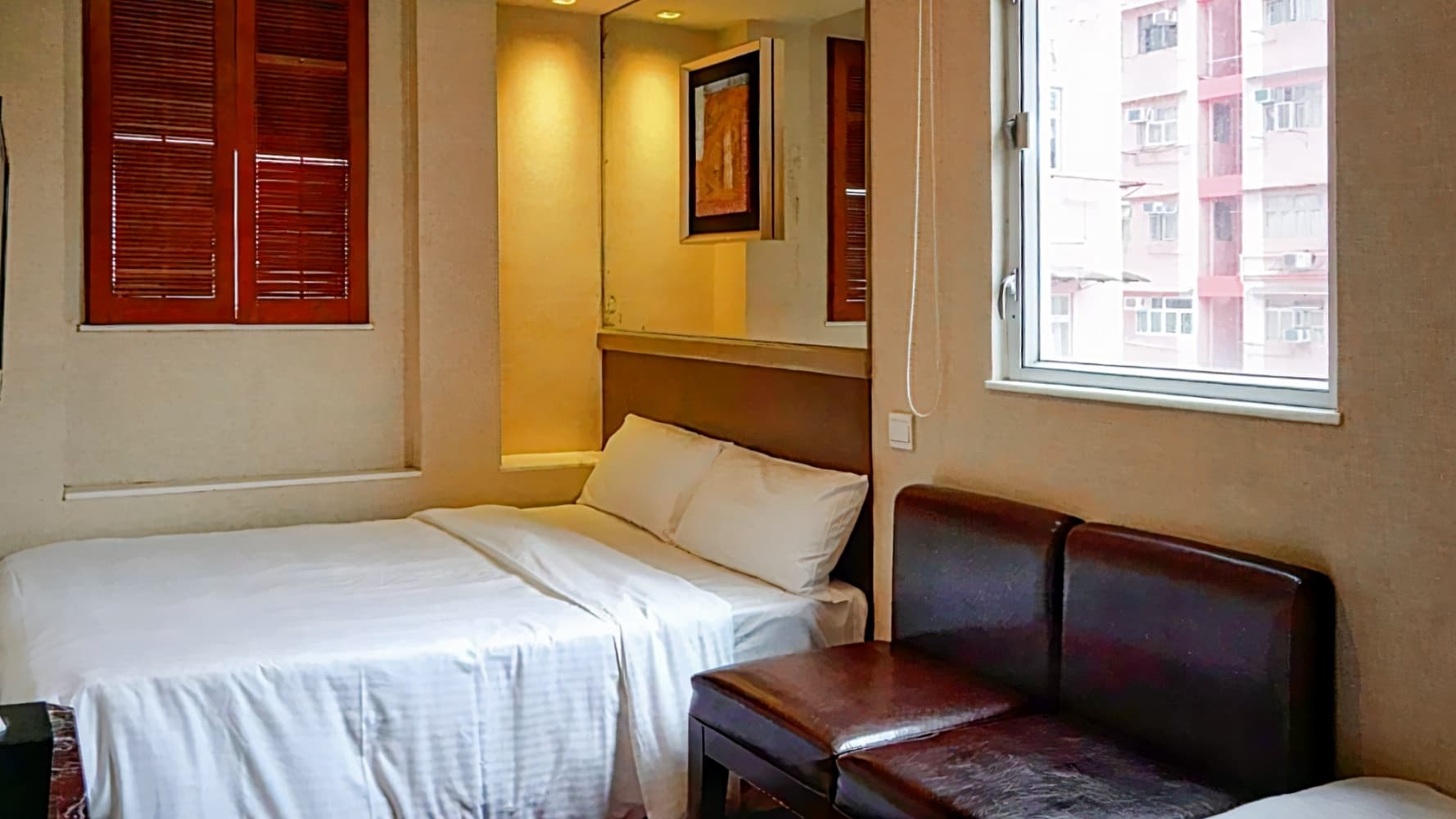 東方泛達酒店 ( Oriental Lander Hotel )