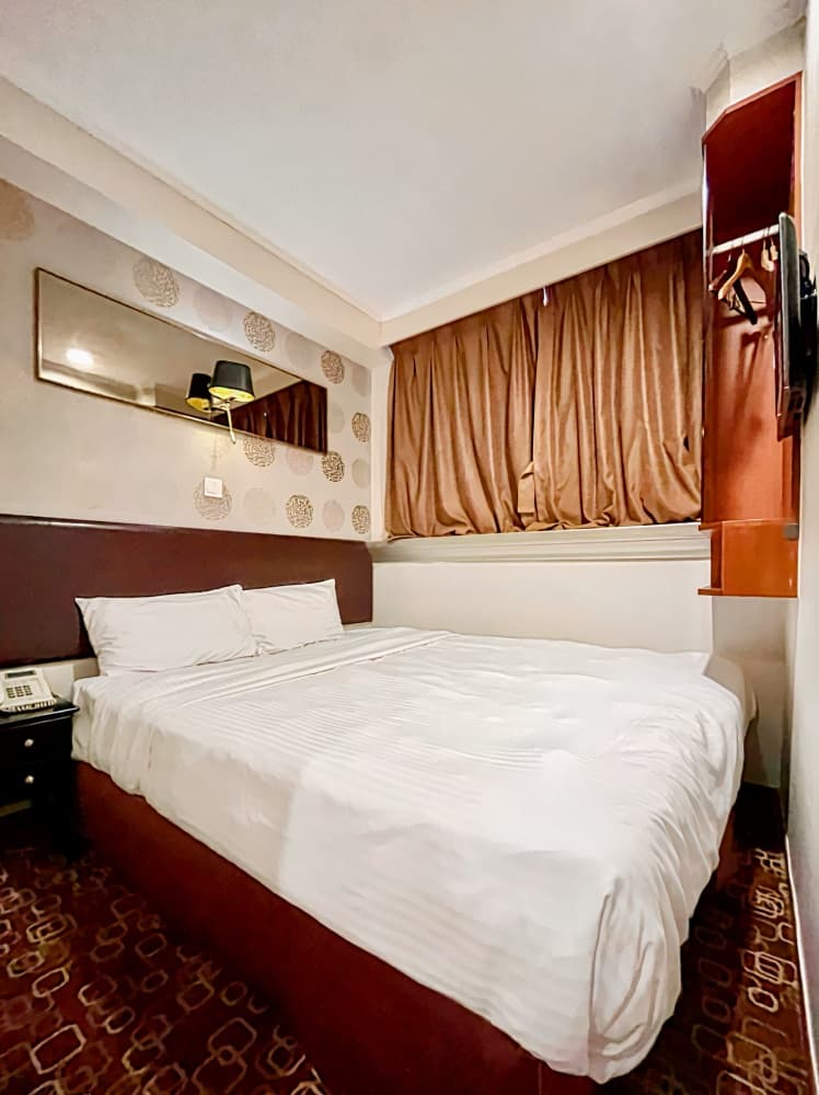 泛達太子軒 ( Lander Inn )