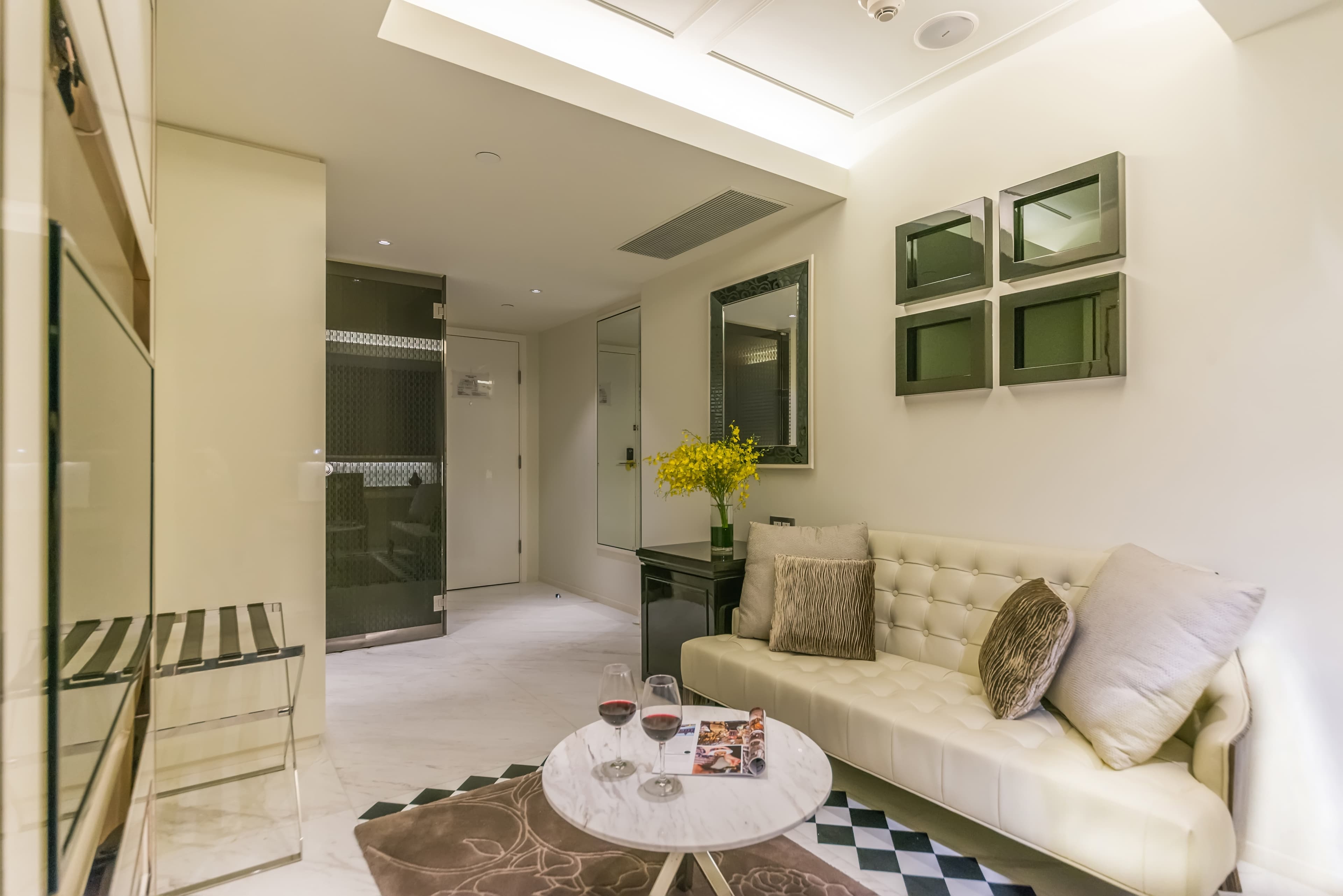 寶御酒店 ( Hotel Pravo Hong Kong )