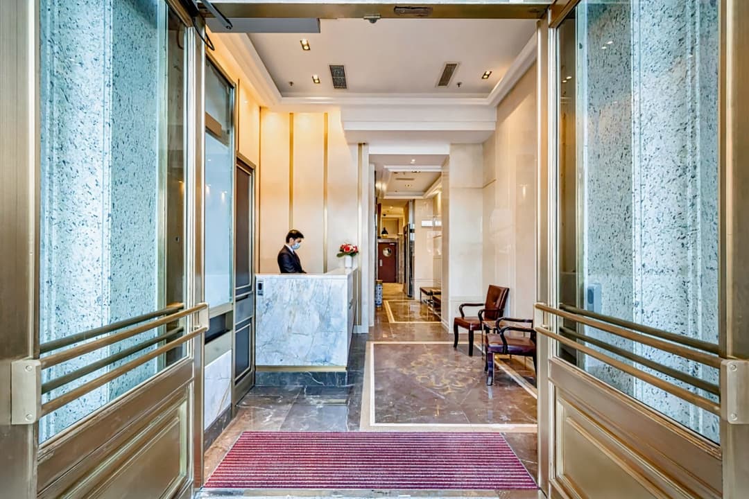 薈麗酒店 (Lander Grand Hotel)