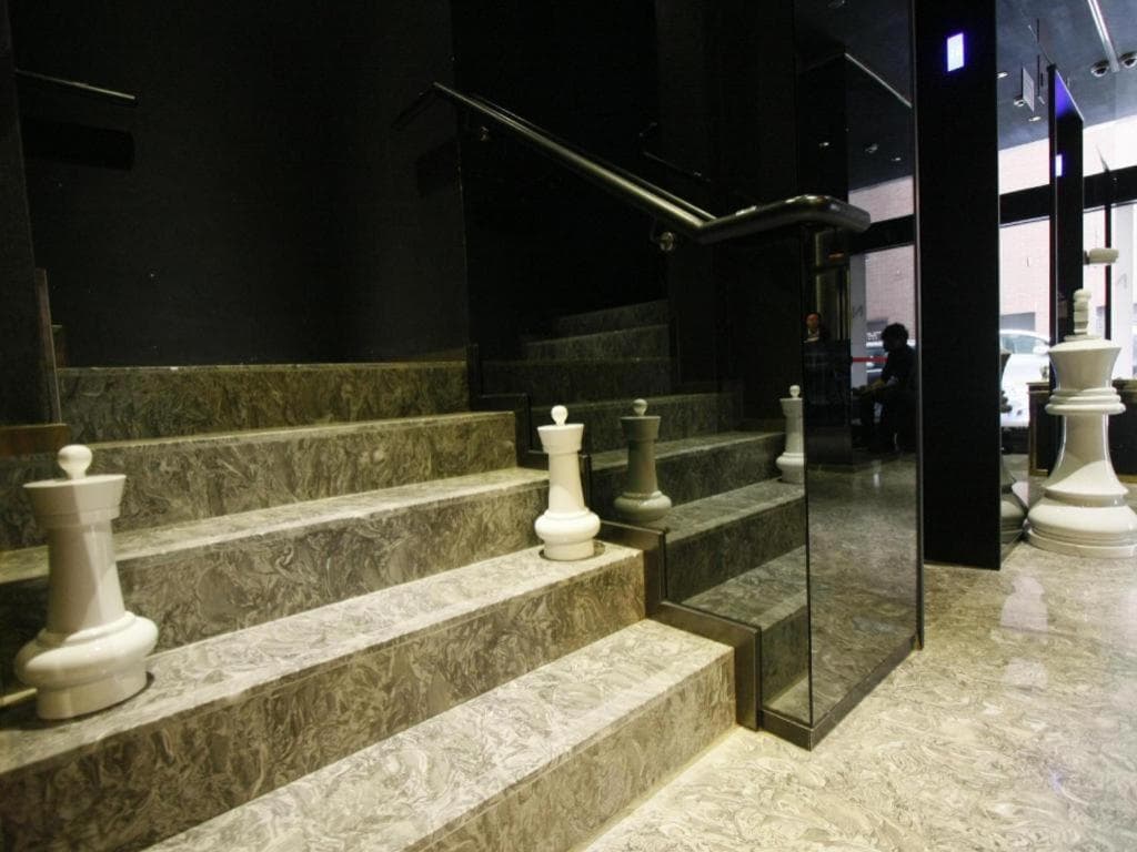 逸林酒店 ( Noble Park Hotel managed by New Wisdom Management Ltd )