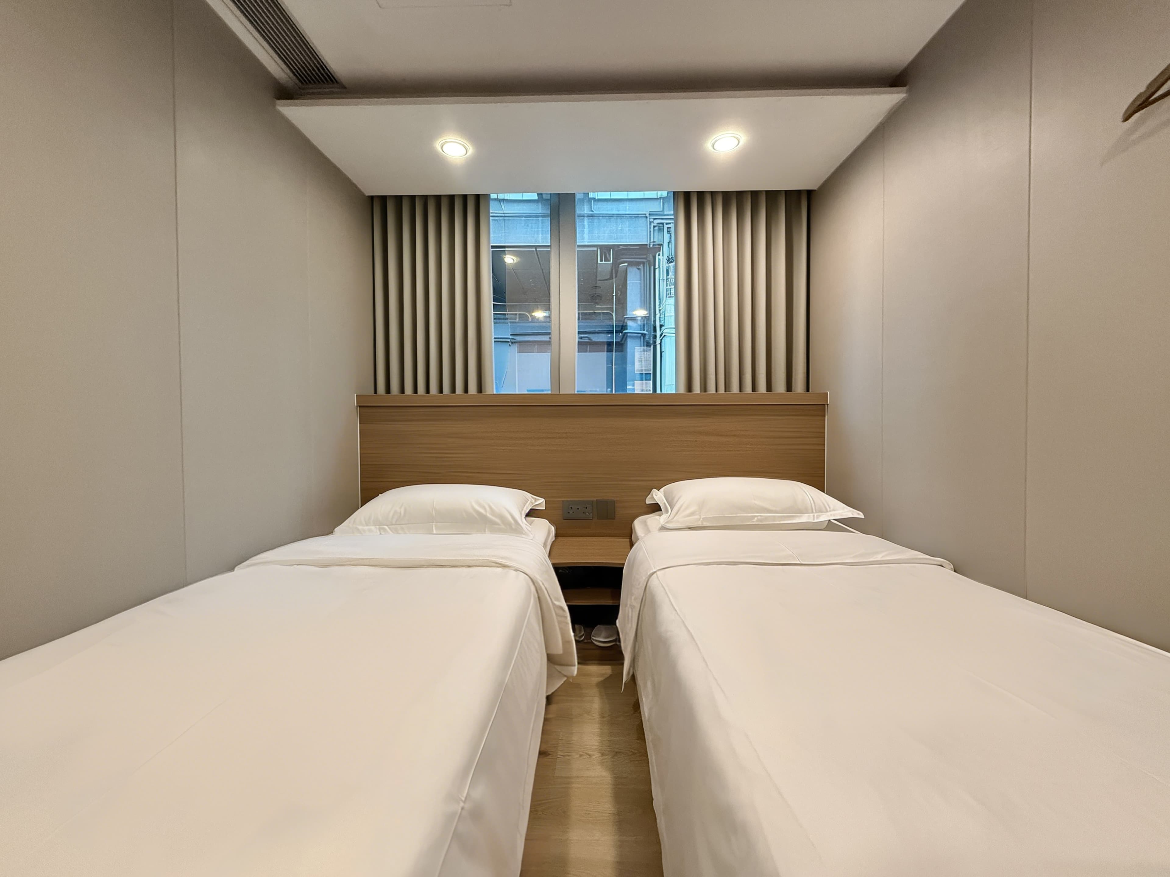 逸林酒店 ( Noble Park Hotel managed by New Wisdom Management Ltd )