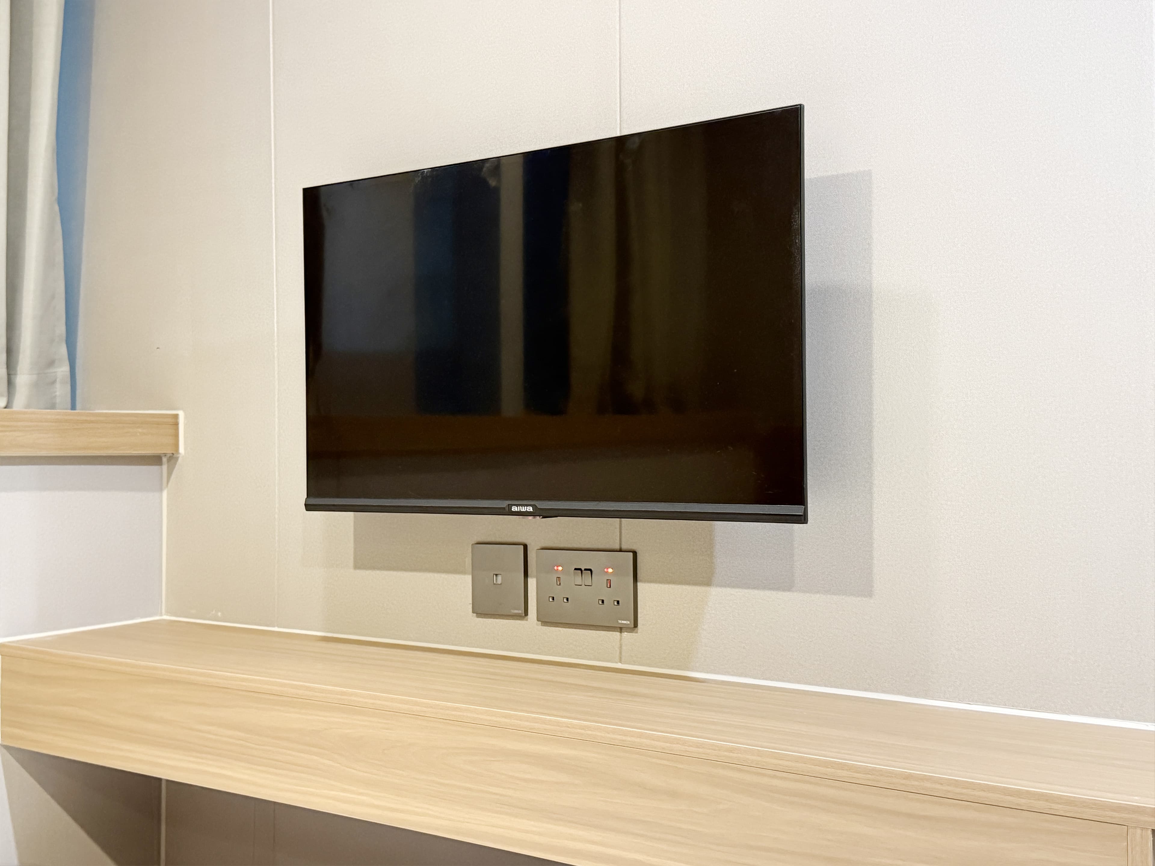 逸林酒店 ( Noble Park Hotel managed by New Wisdom Management Ltd )