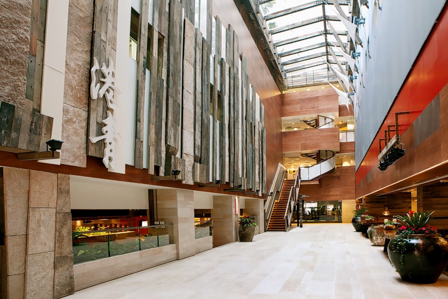 香港基督教青年會 ( The Salisbury – YMCA of Hong Kong )