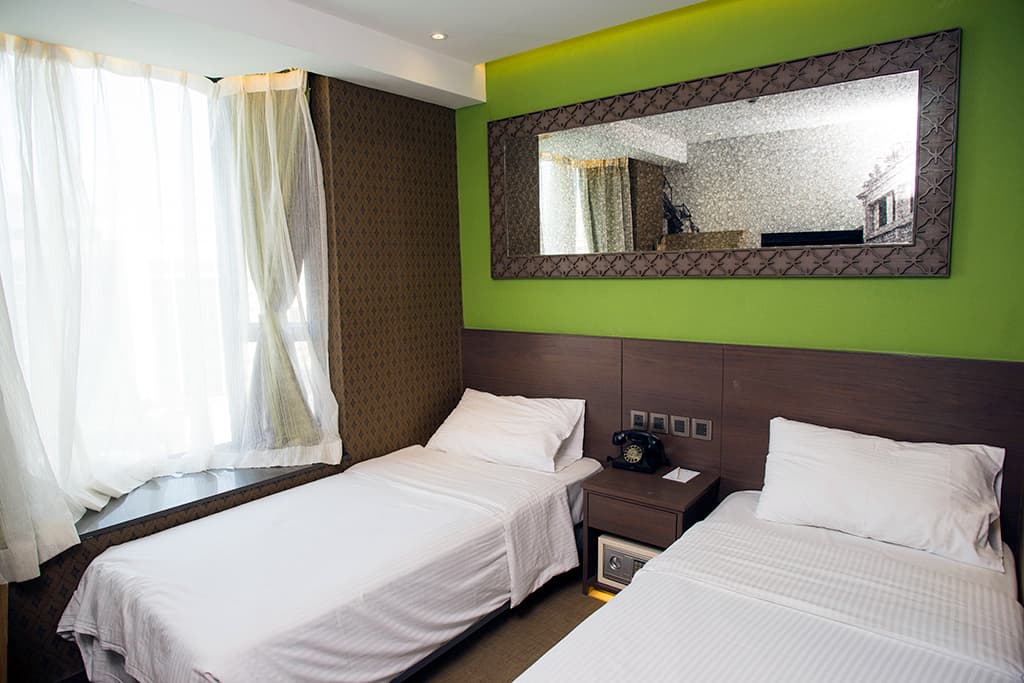 朗逸酒店 ( Largos Hotel )