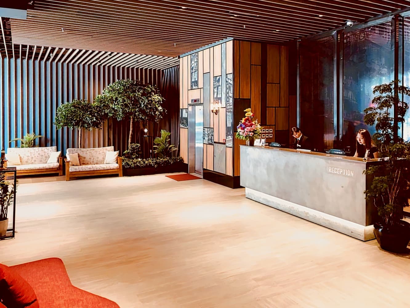 朗逸酒店 ( Largos Hotel )